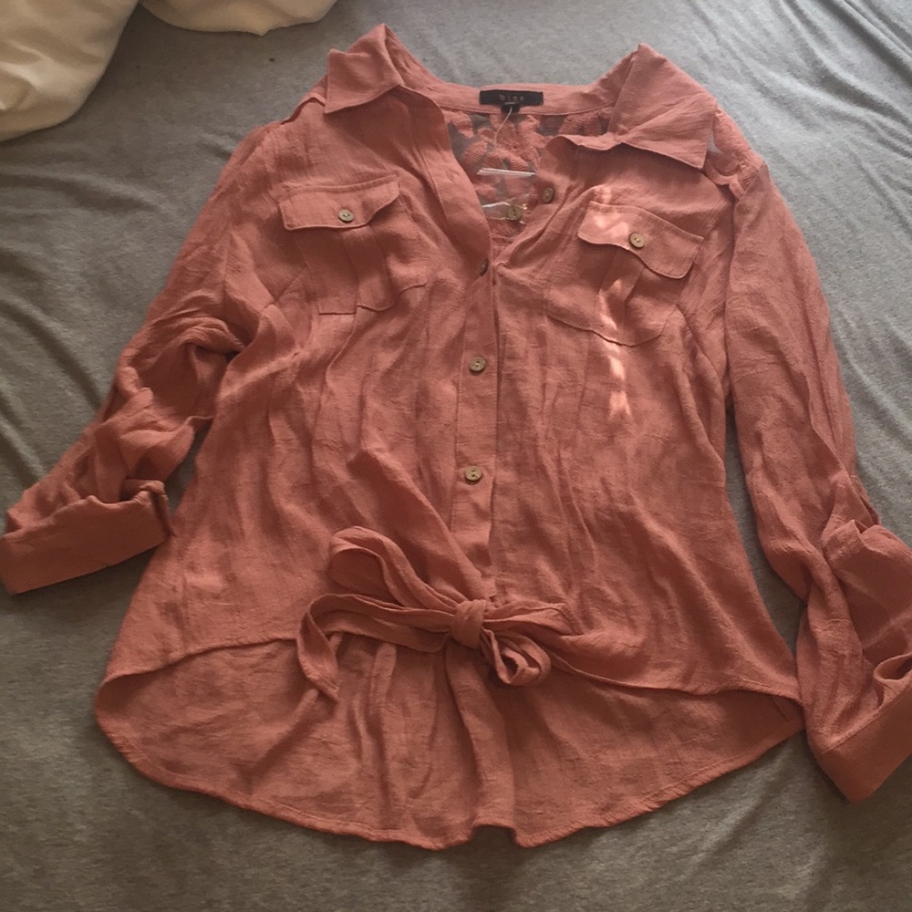Button up tie front top NWOT (m)